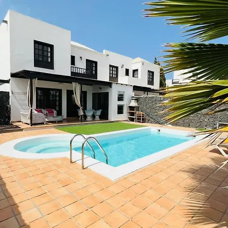 Holiday home Lovely Kiluka *